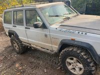 Usata Jeep Cherokee 80 CV (58 kW) 1987 Grigio SUV