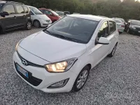 Usata Hyundai i20 Edition 75 CV (55 kW) 2013 Bianco Utilitaria