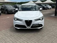 Usata Alfa Romeo Stelvio Business 179 CV (131 kW) 2018 Bianco SUV