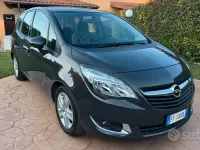Usata Opel Meriva 120 CV (88 kW) 2016 Monovolume