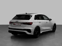 Usata Audi RS3 Sportback Comfort 400 CV (294 kW) 2022 Bianco ghiaccio metallizzato Utilitaria