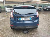 Usata Ford Fiesta 95 CV (69 kW) 2016 Blu Berlina