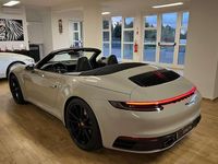 Usata Porsche 911 Carrera Cabriolet 385 CV (283 kW) 2020 Grigio gesso Cabrio