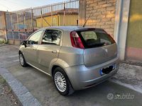 Usata Fiat Grande Punto Dynamic 75 CV (55 kW) 2008 Grigio Utilitaria