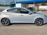 Usata Alfa Romeo Giulietta 82 CV (60 kW) 2016 Grigio Utilitaria