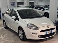 Usata Fiat Punto Young 85 CV (62 kW) 2015 Bianco Berlina