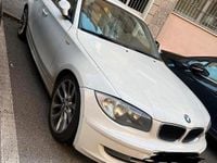 Usata BMW 118 143 CV (105 kW) 2010 Bianco Utilitaria