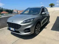 Usata Ford Kuga ST-Line 152 CV (111 kW) 2023 Argento SUV