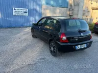 Usata Renault Clio II 75 CV (55 kW) 2009 Nero Berlina