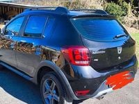 Usata Dacia Sandero Stepway 90 CV (66 kW) 2017 Nero Berlina