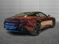 Nuova Aston Martin DB12 680 CV (500 kW) 2026 Liquid crimson Coupé
