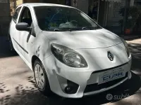 Usata Renault Twingo Dynamique 76 CV (55 kW) 2010 Bianco Utilitaria
