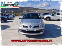 Usata Renault Clio II Dynamique 75 CV (55 kW) 2007 Arancione Berlina