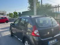 Usata Dacia Sandero Stepway 84 CV (61 kW) 2011 Grigio Berlina