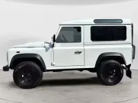 Usado Land Rover Defender 122 HP (89 kW) 2012 Branco Carrinha