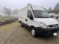 Usata Iveco Daily 126 CV (92 kW) 2009 Bianco Furgone