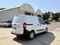 Usata Ford Transit Trend 75 CV (55 kW) 2023 Bianco Furgone