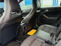 Usata Mercedes A200 136 CV (100 kW) 2012 Bianco Berlina