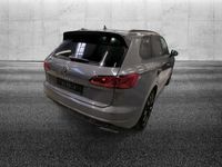 Usata VW Touareg R-line 286 CV (210 kW) 2023 Grigio metallizzato SUV