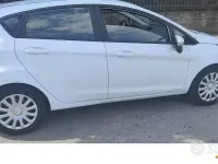 Usata Ford Fiesta 75 CV (55 kW) 2015 Bianco Utilitaria