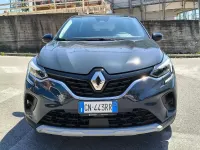 Usata Renault Captur Equilibre 101 CV (74 kW) 2023 Blu/azzurro SUV