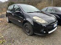 Usata Renault Clio II Dynamique 75 CV (55 kW) 2010 Nero Utilitaria
