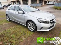 Usata Mercedes A180 109 CV (80 kW) 2017 Grigio Berlina