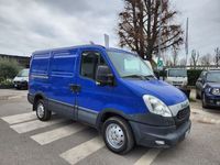 usata Iveco Daily 33S11V 2.3 HPT PASSO CORTO 2 PORTE LATERALI