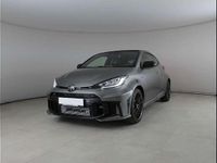 Usata Toyota Yaris 280 CV (205 kW) 2024 Precious metal Berlina