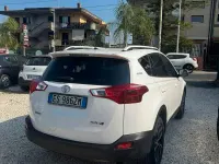 Usata Toyota RAV4 124 CV (91 kW) 2014 Bianco SUV