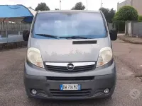 Usata Opel Vivaro 114 CV (83 kW) 2009 Grigio Monovolume