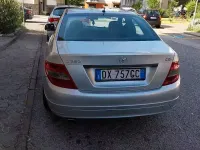 Usata Mercedes 220 170 CV (125 kW) 2007 Grigio Berlina