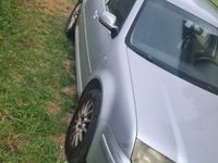 Usado VW Bora 101 CV (74 kW) 2004 Gris Berlina