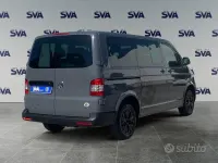 Usata VW Transporter 140 CV (102 kW) 2015 Grigio Furgone