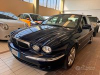 Usata Jaguar X-type Executive 230 CV (169 kW) 2003 Blu Berlina
