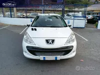 Usata Peugeot 206+ 68 CV (50 kW) 2010 Bianco Utilitaria