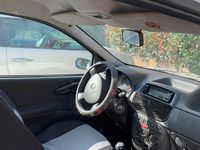 Usata Fiat Grande Punto 65 CV (47 kW) 2010 Bianco Utilitaria