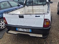 Usata Fiat Strada 62 CV (45 kW) 2002 Bianco Pick-up
