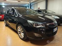 Usata Opel Astra Cosmo 125 CV (91 kW) 2010 Nero Berlina