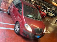Usata Lancia Musa 95 CV (69 kW) 2007 Rosso Monovolume
