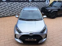 Usata Toyota Yaris Hybrid Active 116 CV (85 kW) 2024 Argento Berlina