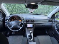 Usata Toyota Avensis 126 CV (92 kW) 2006 Station wagon