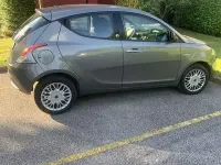 Usata Lancia Ypsilon Gold 69 CV (50 kW) 2017 Utilitaria