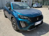Usata Peugeot 2008 Allure 101 CV (74 kW) 2025 SUV