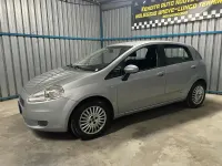 Usata Fiat Grande Punto 65 CV (47 kW) 2007 Argento Utilitaria