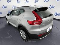 Usata Volvo XC40 129 CV (94 kW) 2023 Argento SUV