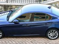 Usata Alfa Romeo Giulia Super 160 CV (117 kW) 2019 Blu/azzurro Berlina