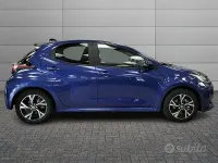 Nuova Toyota Yaris Hybrid Trend 116 CV (85 kW) 2025 Blu/azzurro Berlina