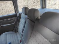 Usata VW Passat 130 CV (95 kW) 2002 Blu Station wagon