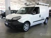 Usata Fiat Doblò Business 120 CV (88 kW) 2021 Bianco Monovolume